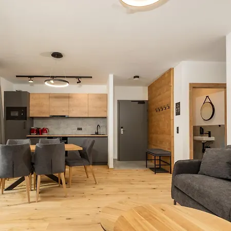 Pure Alpine Apartment *