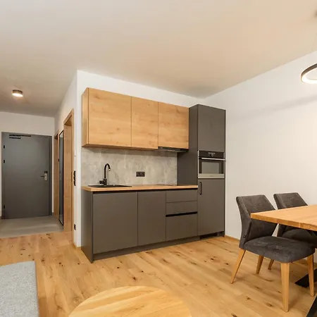 Pure Alpine シュラートミンク