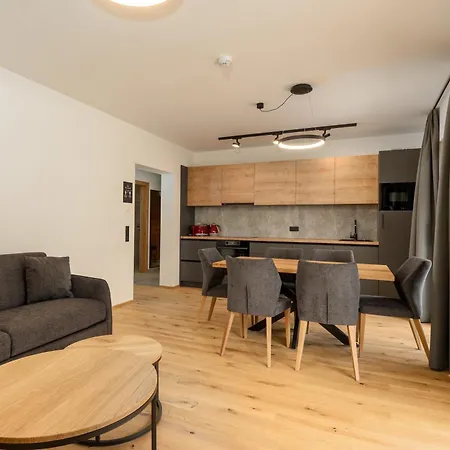 Pure Alpine Apartment