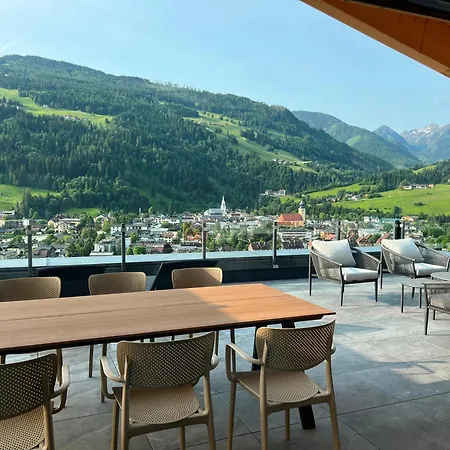 Pure Alpine سخلادميخ